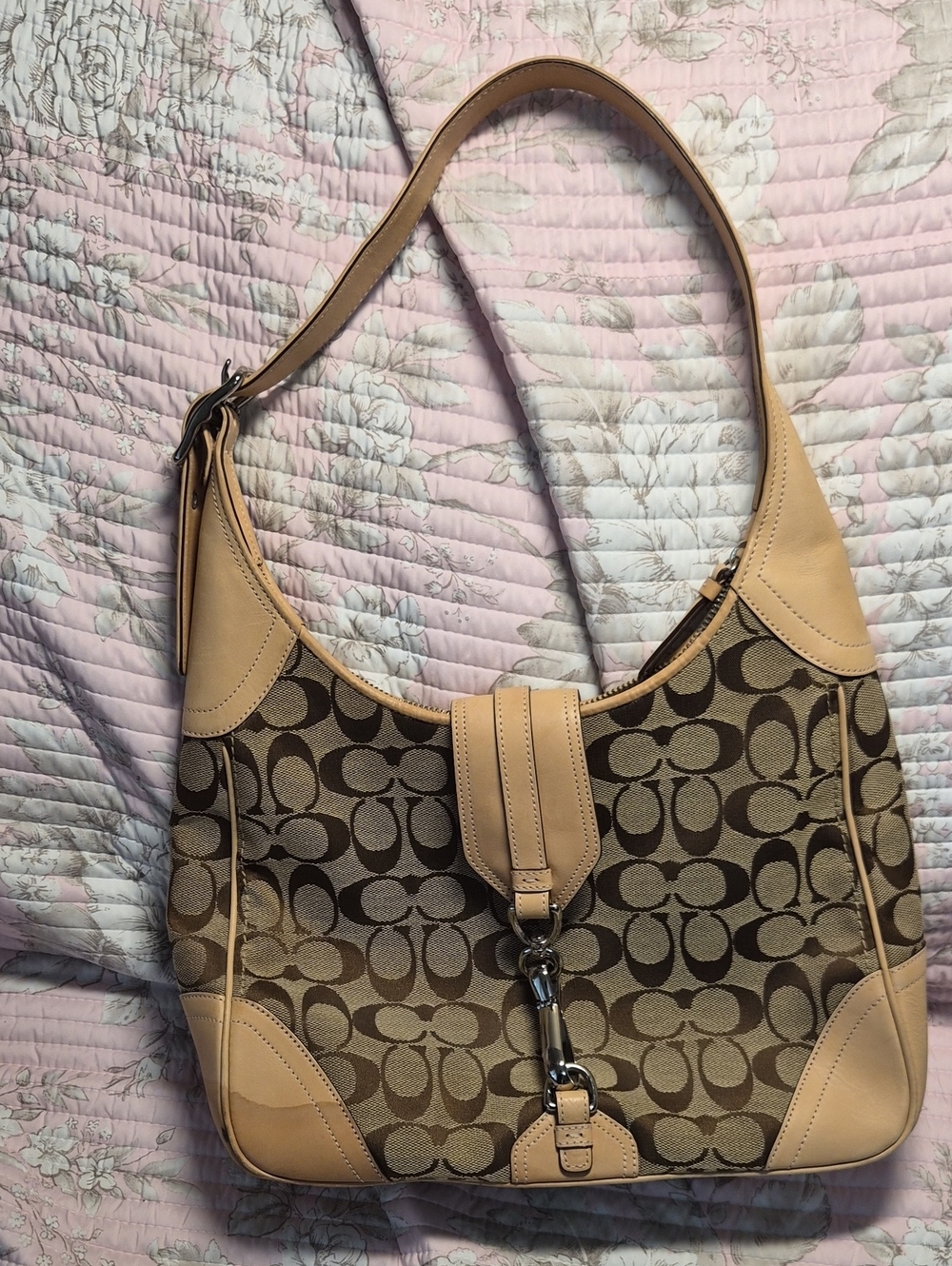 Coach Beige/Tan Signature Jacquard Hobo Shoulder Bag